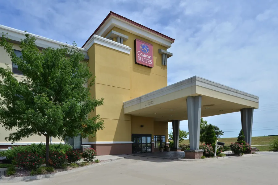 Comfort Suites Salina South hotel detail image 2