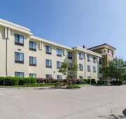 Comfort Suites Salina South hotel detail image 5
