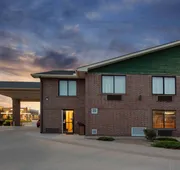 Super 8 by Wyndham Salina I-70 hotel detail image 3