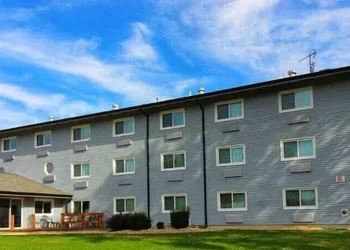 Paddle Wheel Inn hotel thumbnail 2