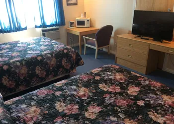 Rainbow Motel hotel thumbnail 6