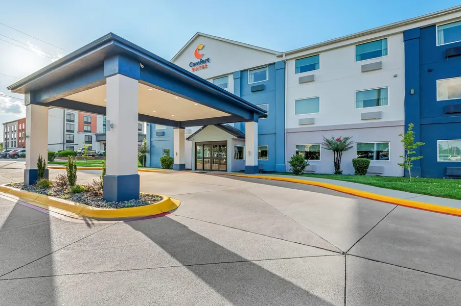 Comfort Suites Longview North hotel detail image 6