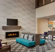 La Quinta Inn & Suites by Wyndham I-20 Longview South hotel detail image 3