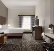 La Quinta Inn & Suites by Wyndham I-20 Longview South hotel detail image 7
