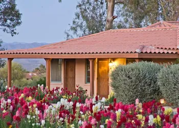 Rancho De Los Cabelleros hotel thumbnail 2