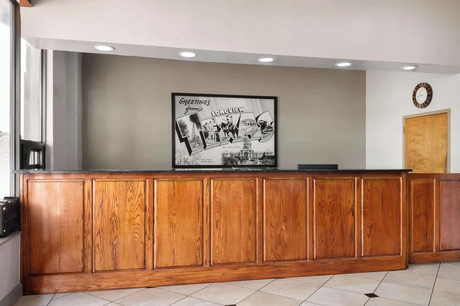 Super 8 by Wyndham Longview/North hotel detail image 6