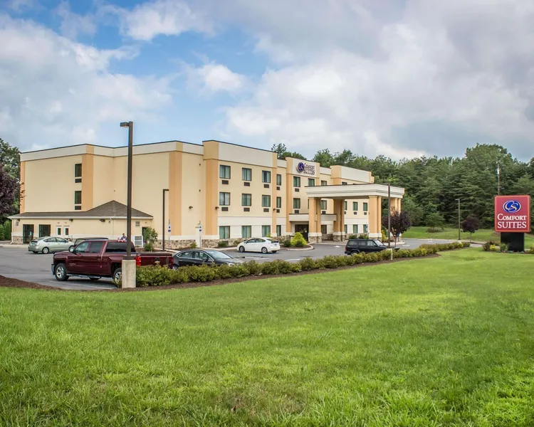 Comfort Suites Lewisburg near University hotel detail image 2