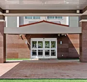 La Quinta Inn & Suites by Wyndham Raymondville hotel detail image 3