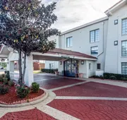 Econo Lodge hotel detail image 3