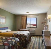 Super 8 by Wyndham Blackwell hotel detail image 5