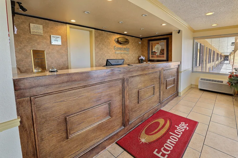 Econo Lodge McAlester hotel detail image 6