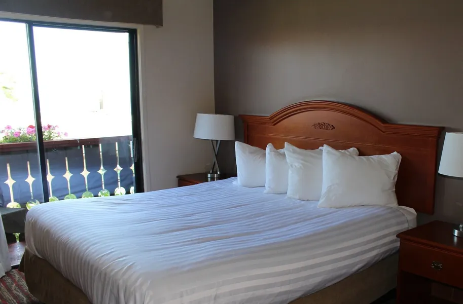 Ramada by Wyndham Campbell River hotel detail image 6