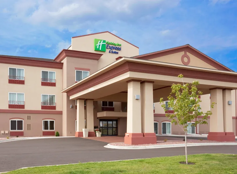 Holiday Inn Express & Suites Antigo by IHG hotel detail image 2