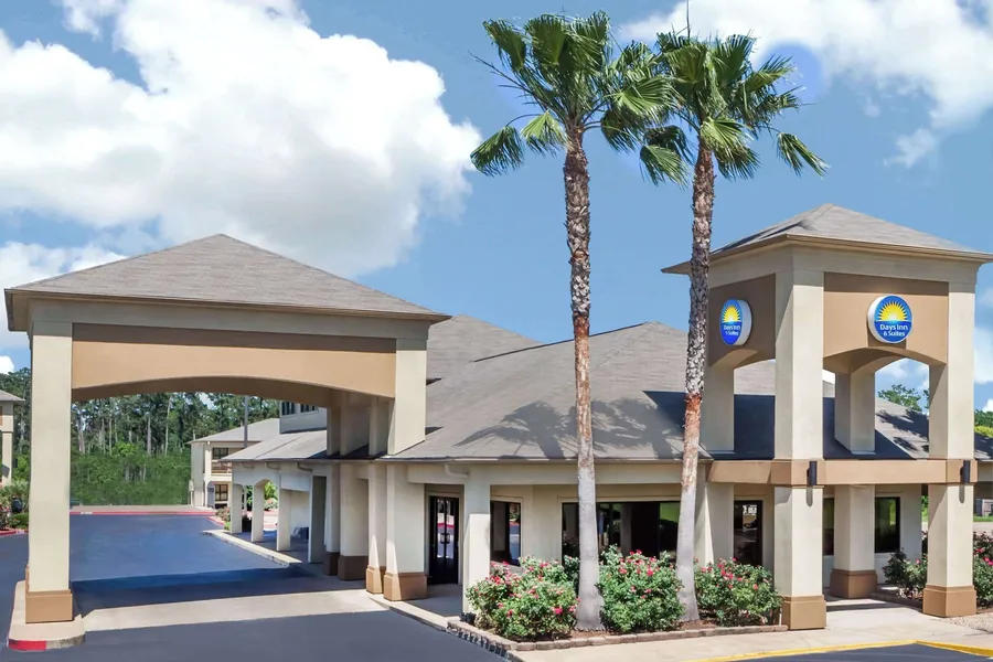 Days Inn & Suites by Wyndham Huntsville hotel detail image 2
