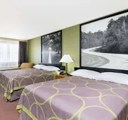Super 8 by Wyndham Tallulah LA hotel detail image 7