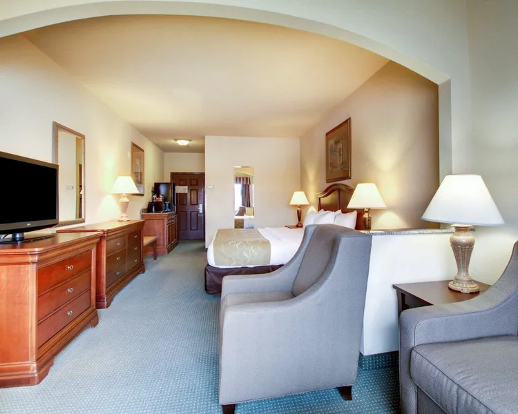 Clarion Suites Vidalia Riverfront hotel detail image 6