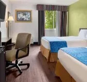 Travelodge by Wyndham Zanesville hotel detail image 5