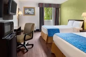 Travelodge by Wyndham Zanesville hotel thumbnail 5