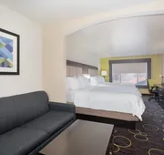 Holiday Inn Express & Suites Tucumcari by IHG hotel detail image 3
