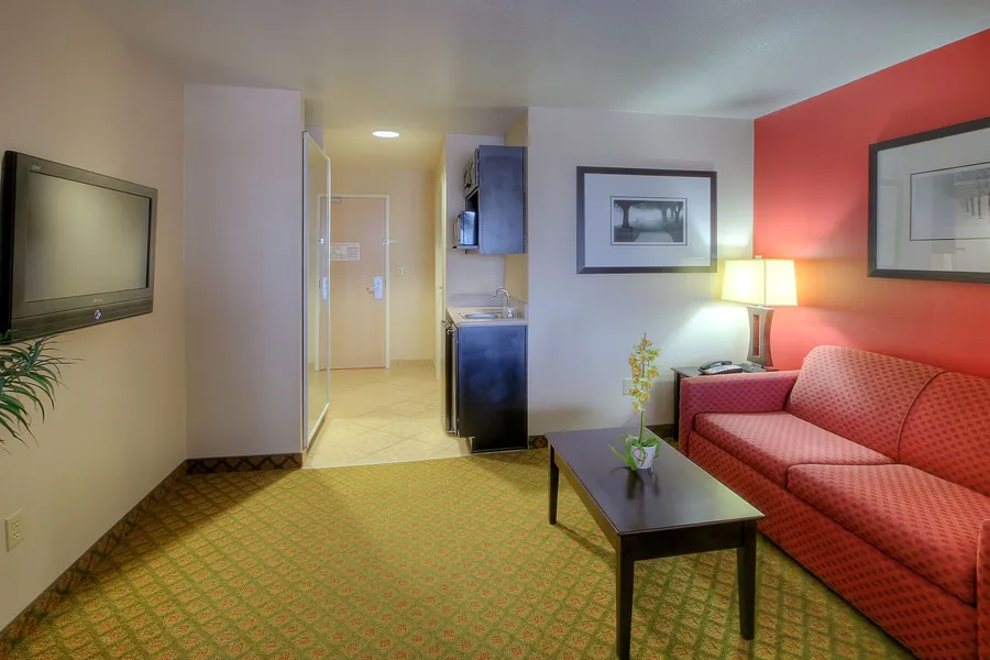 Holiday Inn Express & Suites Tucumcari by IHG hotel detail image 6