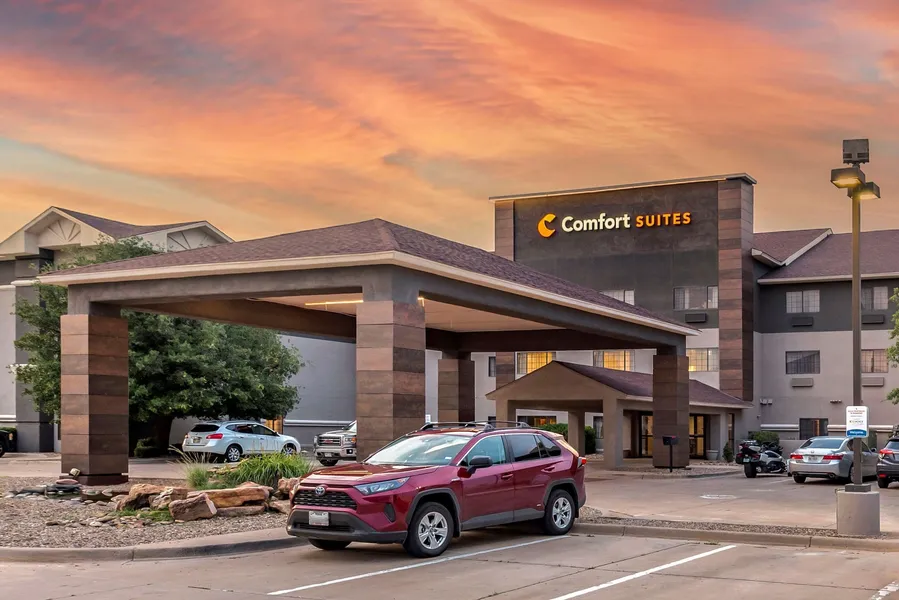 Comfort Suites Clovis North hotel detail image 2
