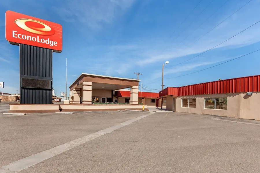 Econo Lodge Clovis hotel detail image 6