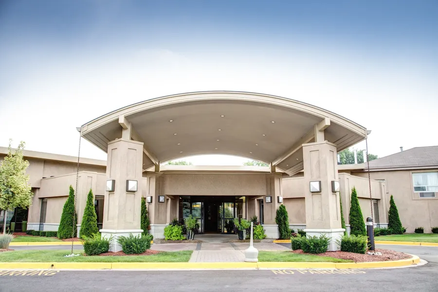 Best Western Plus Guildwood Inn hotel detail image 2