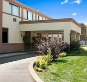 Super 8 by Wyndham Sarnia ON hotel detail image 3