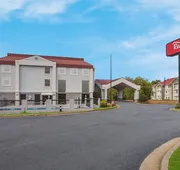 Red Roof Inn & Suites Newnan hotel detail image 3