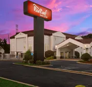 Red Roof Inn & Suites Newnan hotel detail image 5