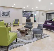 La Quinta Inn & Suites by Wyndham Ada hotel detail image 4