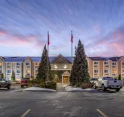 Best Western Plus Woodstock Inn & Suites hotel detail image 3