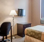 Woodstock Inn and Suites hotel detail image 7