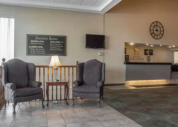 Quality Hotel & Suites Woodstock hotel thumbnail 2