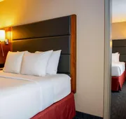 Radisson Hotel & Suites Fort McMurray hotel detail image 4