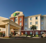 Holiday Inn Express Hotel & Suites Uvalde by IHG hotel detail image 3