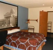 Super 8 by Wyndham Potosi hotel detail image 3