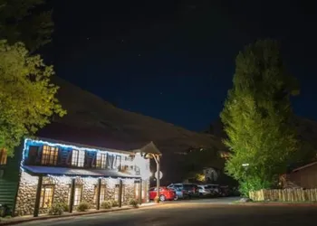 Inn on the Creek hotel thumbnail 2