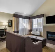 Comfort Inn & Suites Greeley hotel detail image 4