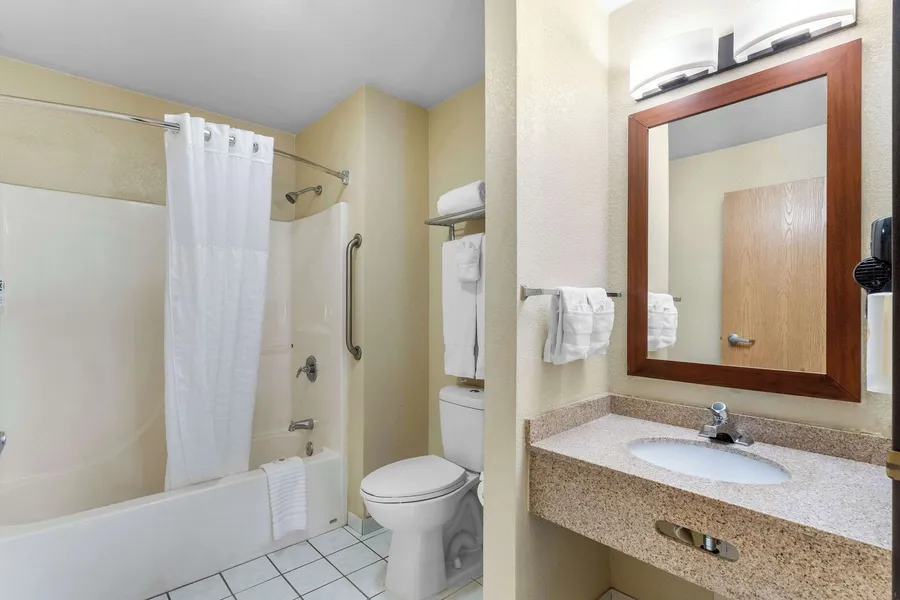 Comfort Inn & Suites Greeley hotel detail image 6