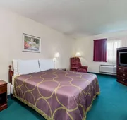 Super 8 by Wyndham Jerseyville hotel detail image 4