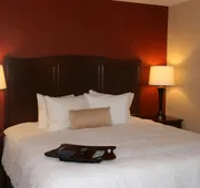 Hampton Inn & Suites Peru hotel detail image 5