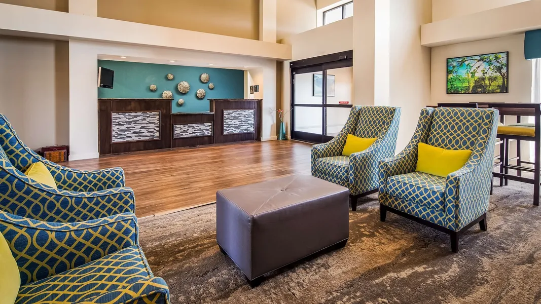 Best Western Plus Yadkin Valley Inn & Suites hotel detail image 2
