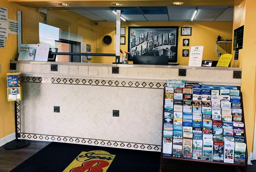 Super 8 by Wyndham Marion NC hotel detail image 6