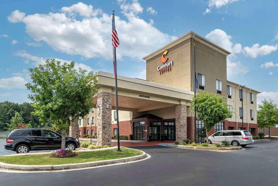 Comfort Suites Pell CIty near Logan Martin Lake hotel detail image 6