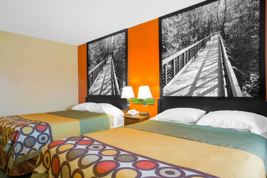 Super 8 by Wyndham Talladega AL hotel detail image 6