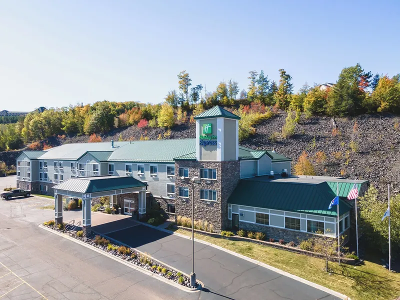 Holiday Inn Express Houghton-Keweenaw by IHG hotel detail image 2