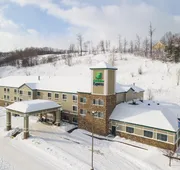 Holiday Inn Express Houghton-Keweenaw by IHG hotel detail image 4