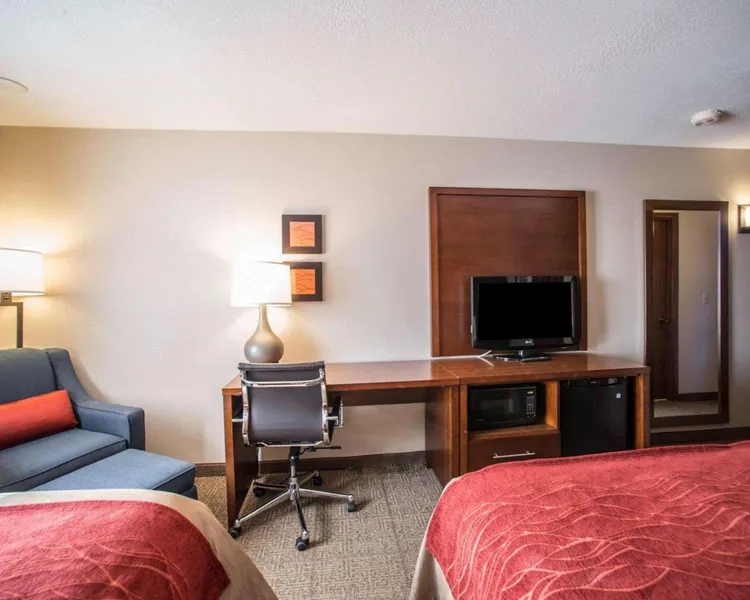 Quality Inn & Suites Boonville - Columbia hotel detail image 6