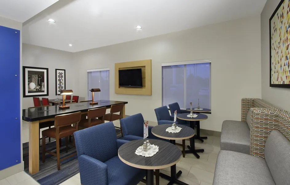 Holiday Inn Express Boonville by IHG hotel detail image 2